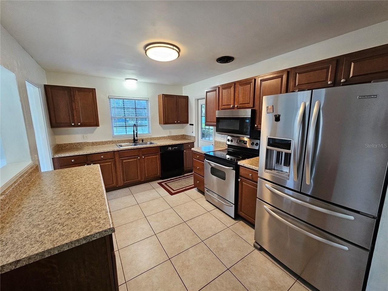 3000 Browning St - Photo 2 of 26