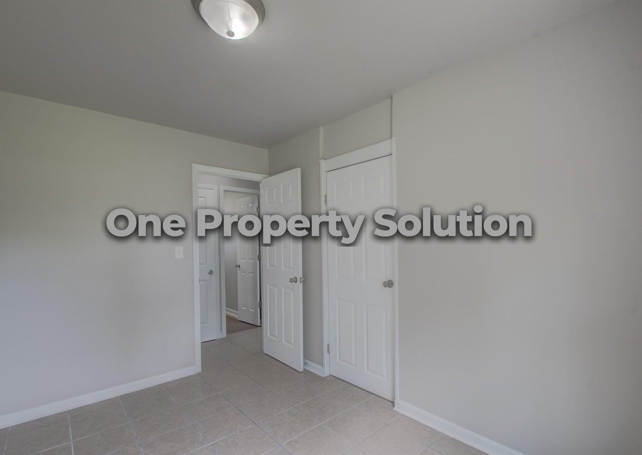 5001 Carolina St #1 - Photo 6 of 22