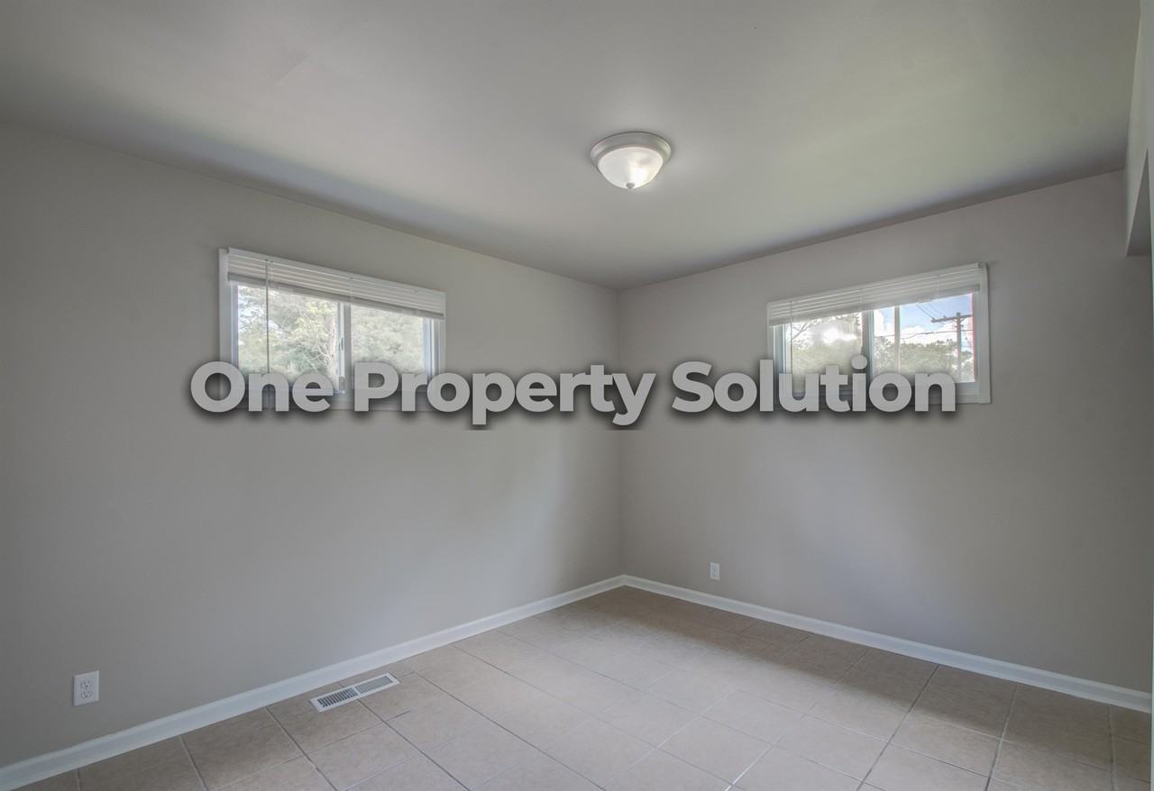 5001 Carolina St #1 - Photo 7 of 22