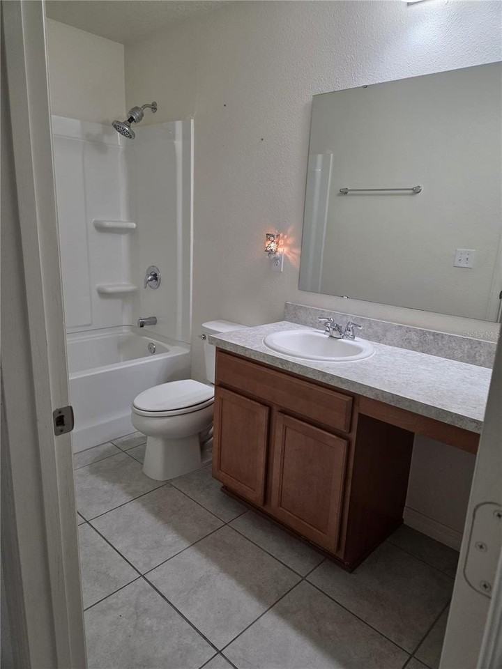 4668 Glencrest Loop - Photo 7 of 9