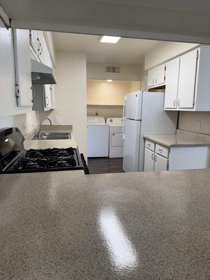 9777 N. Thornydale Road3106 #3106 - Photo 4 of 45