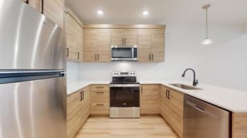 featured image of 1107 W 250 S #110