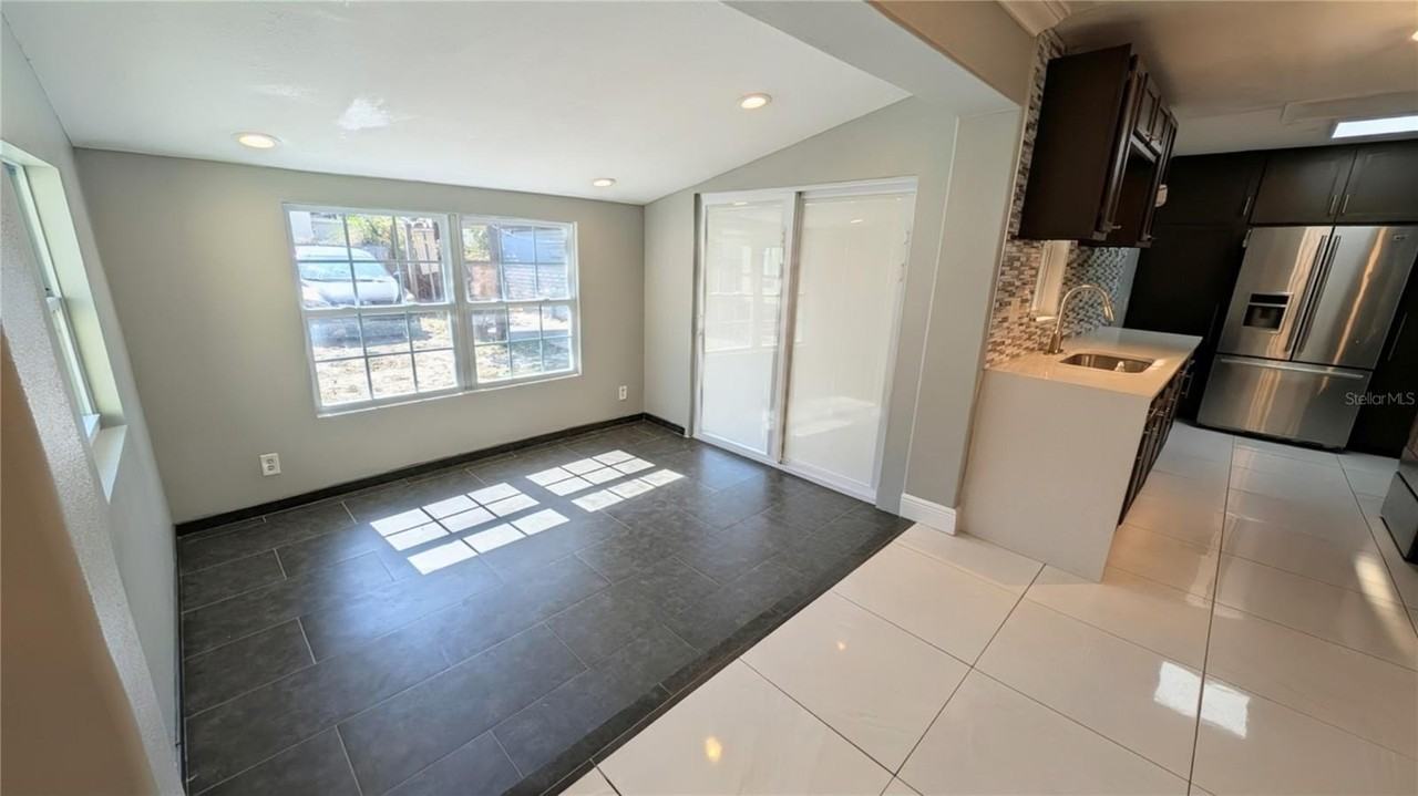 4178 Tatum St - Photo 5 of 23