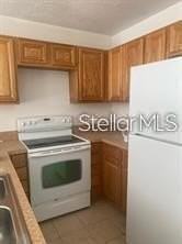 805 Glastonbury Dr - Photo 3 of 9