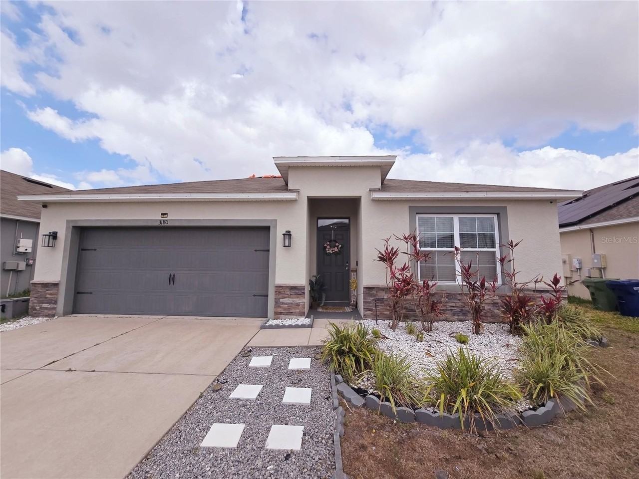 3180 Royal Tern Dr - Photo 2 of 5