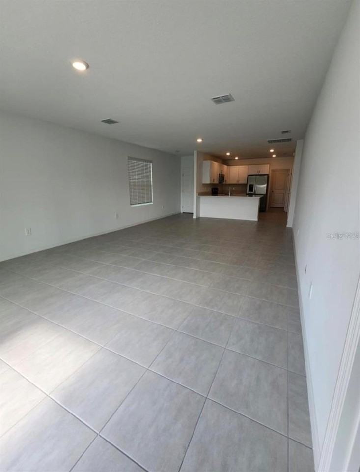 208 Acorn Rd - Photo 5 of 14