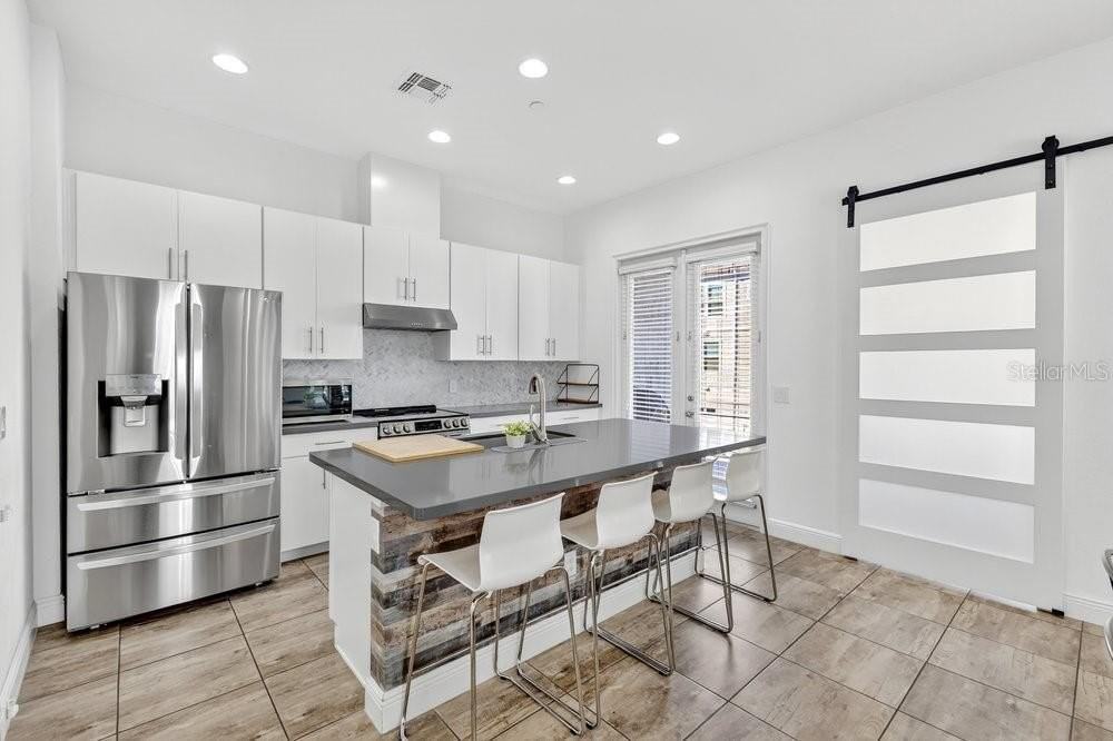 8443 Karrer Ter - Photo 7 of 37