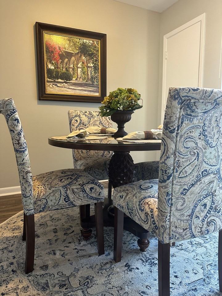 Foxwood Townhomes - Photo 4 of 9