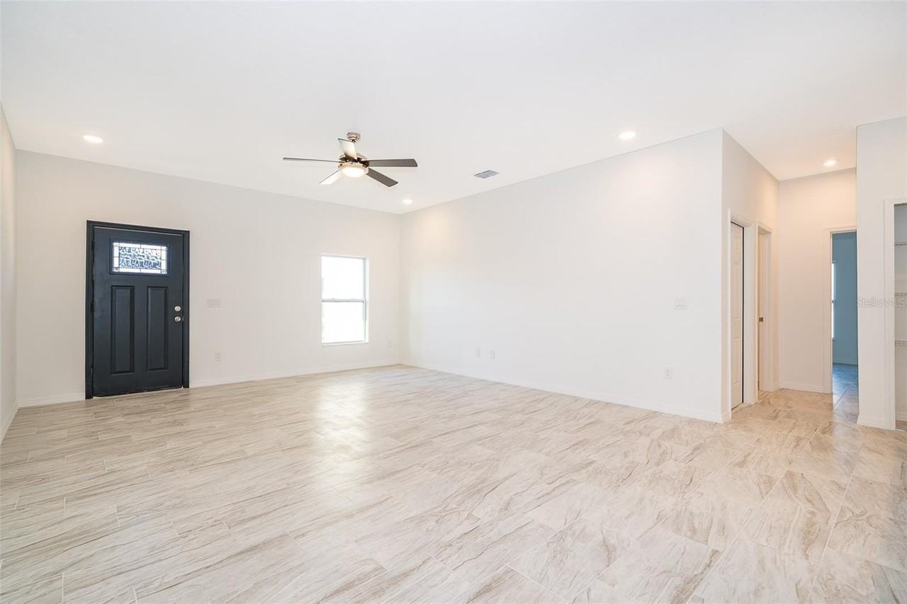 507 Mallard Ct - Photo 5 of 26