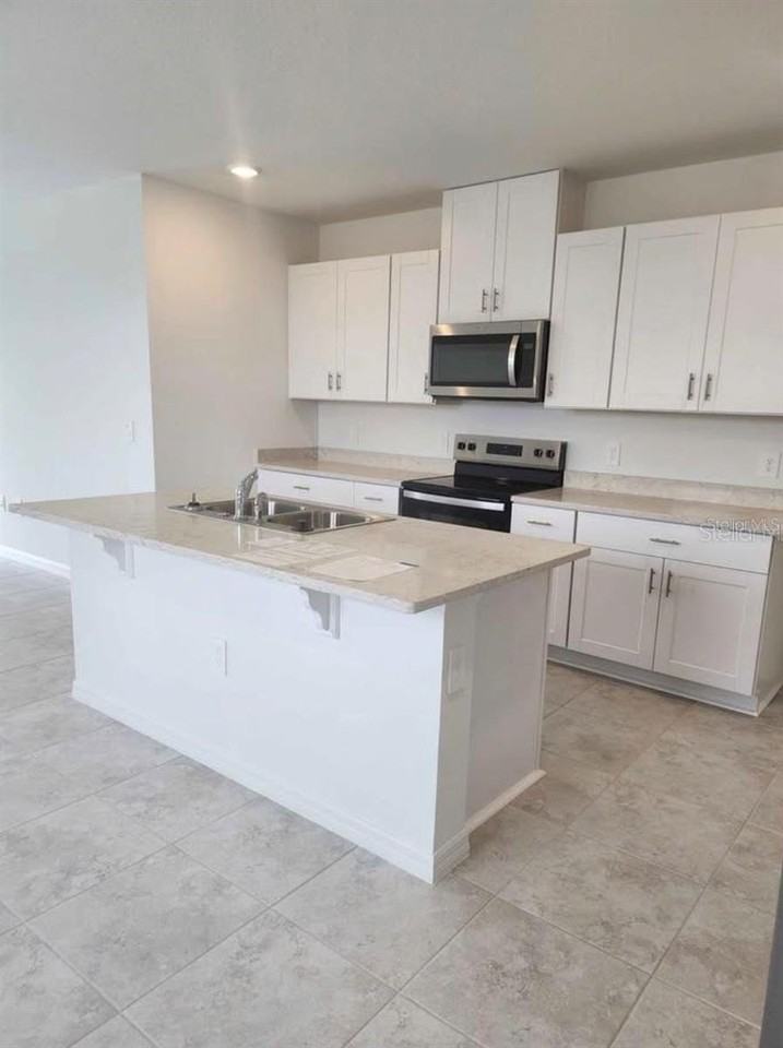 2501 Merseyside Ct - Photo 4 of 12