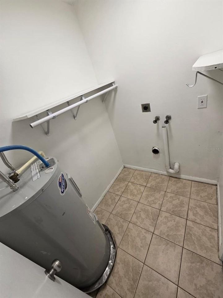 3814 Valley Tree Dr - Photo 7 of 20