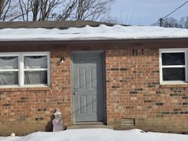 featured image of 635 Graham Dr-LW #1