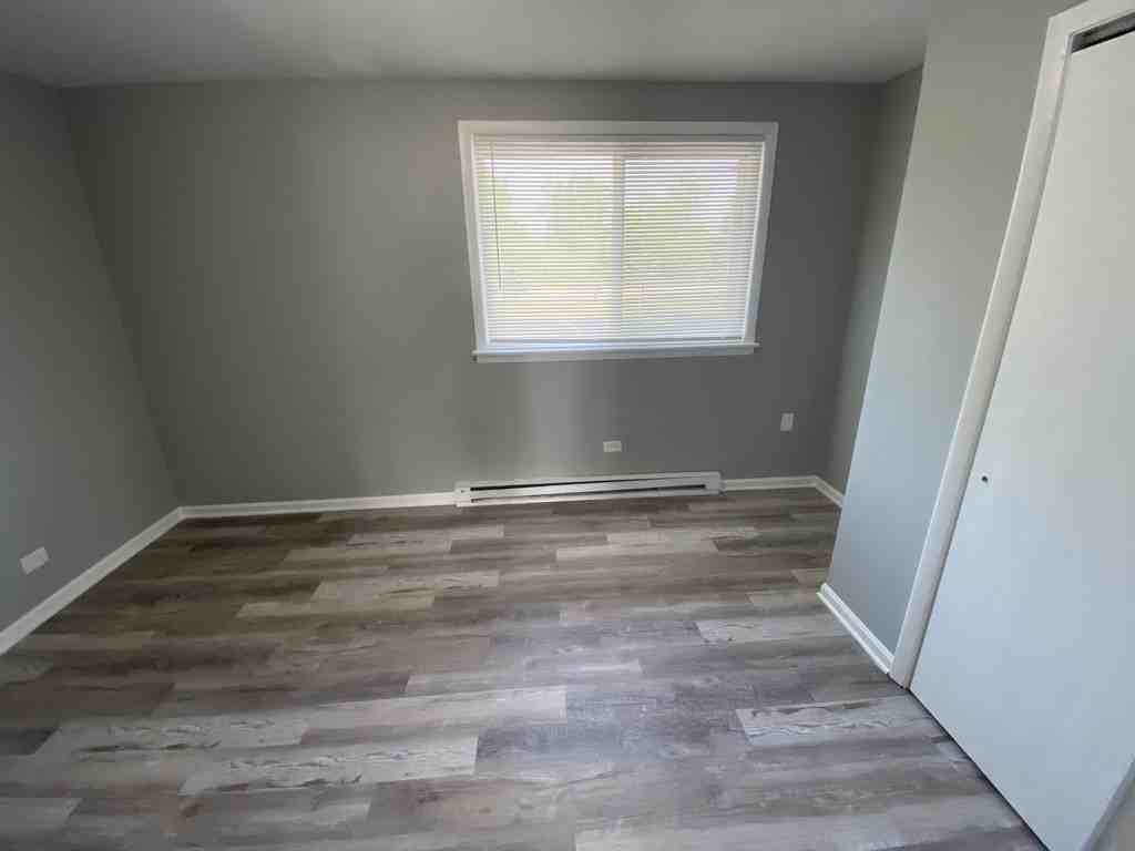 29837 Illinois 50 - 15B #15B - Photo 5 of 23