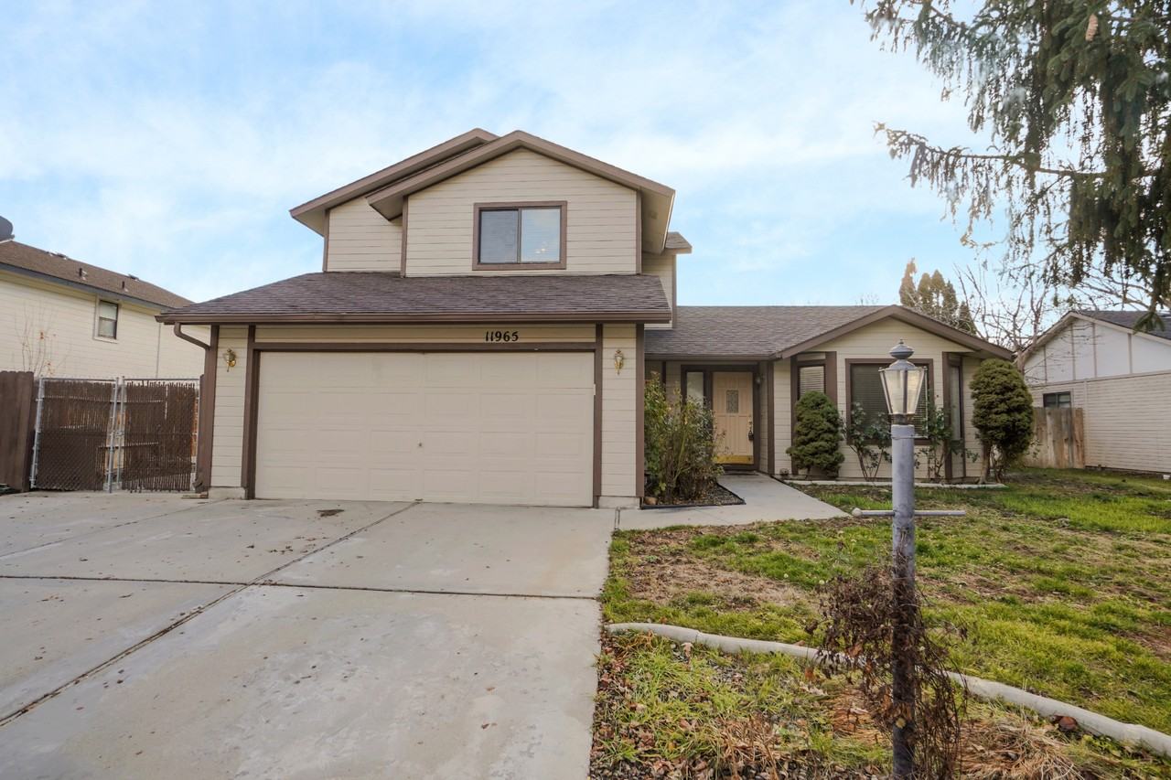 11965 W Gunsmoke Dr #1