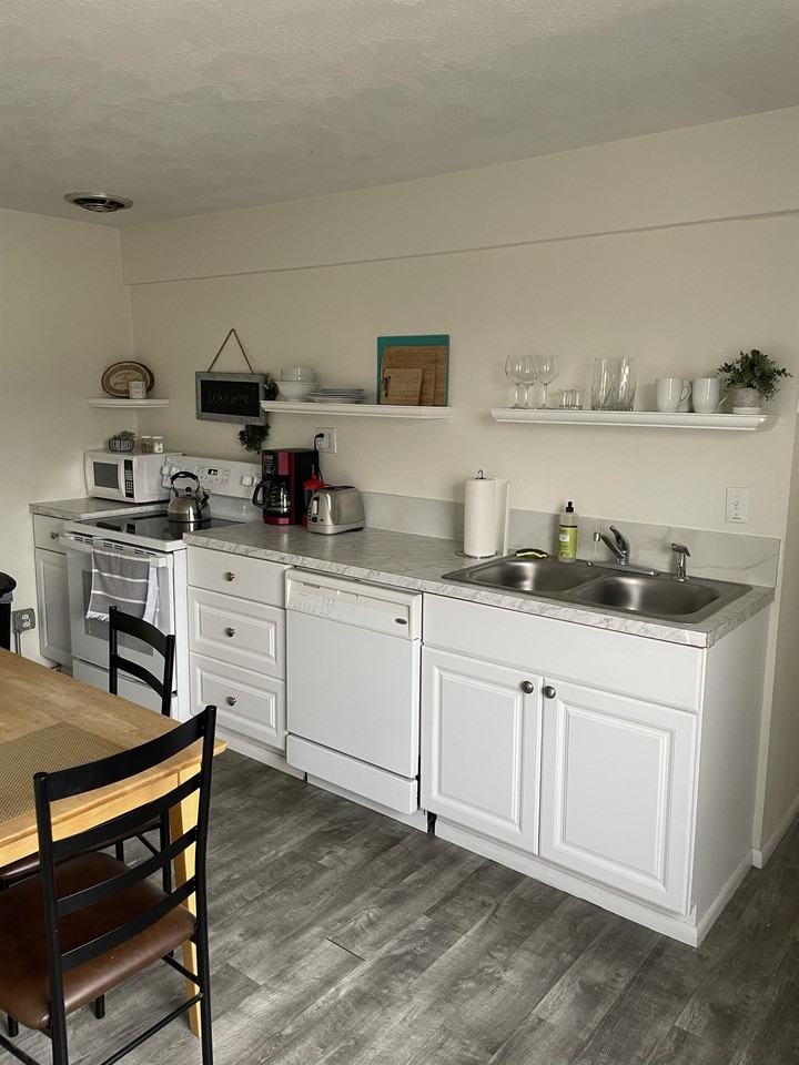 523 South Jackson StreetApt A #A - Photo 5 of 15