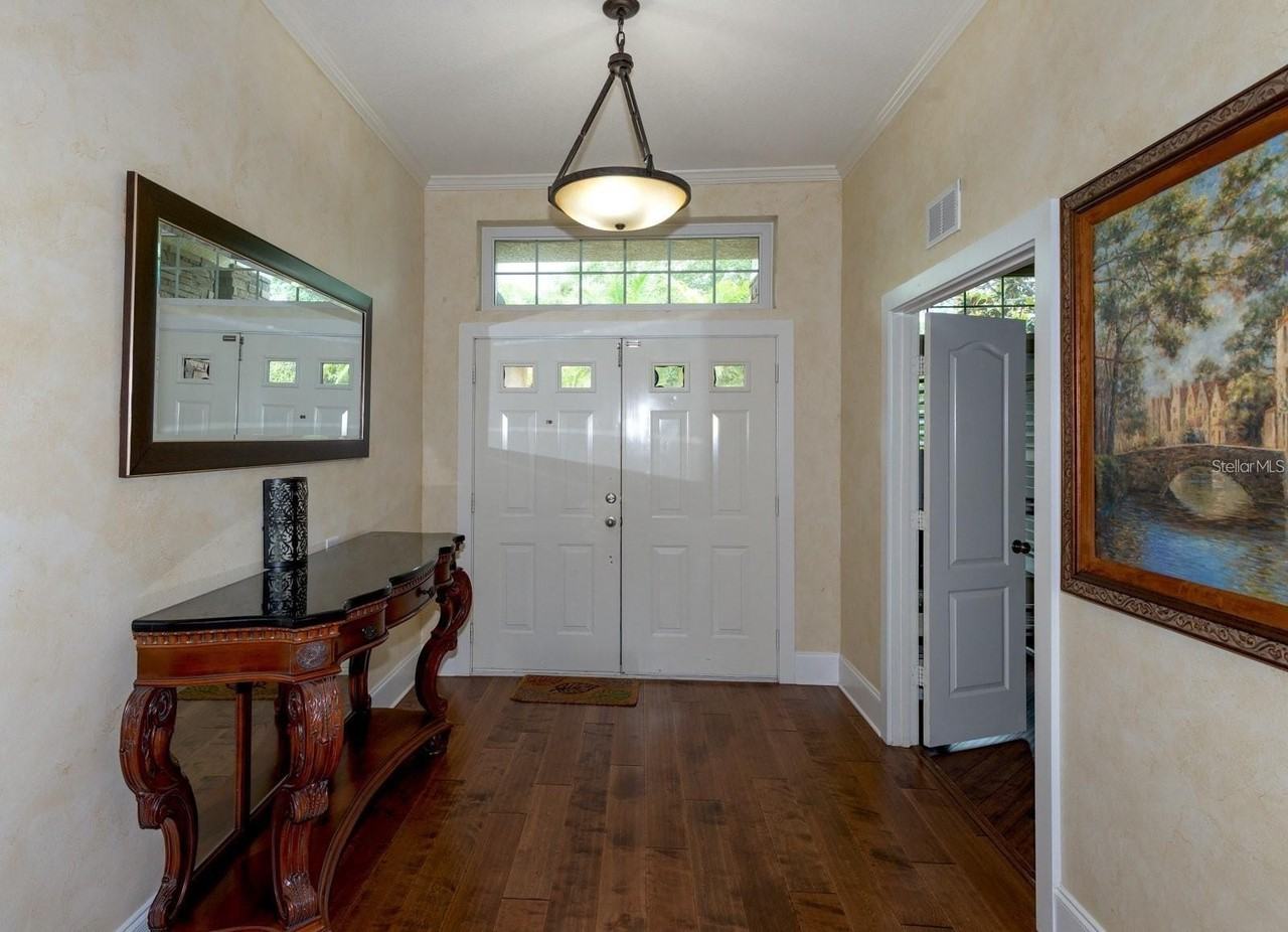 5050 Silver Charm Ter - Photo 4 of 43