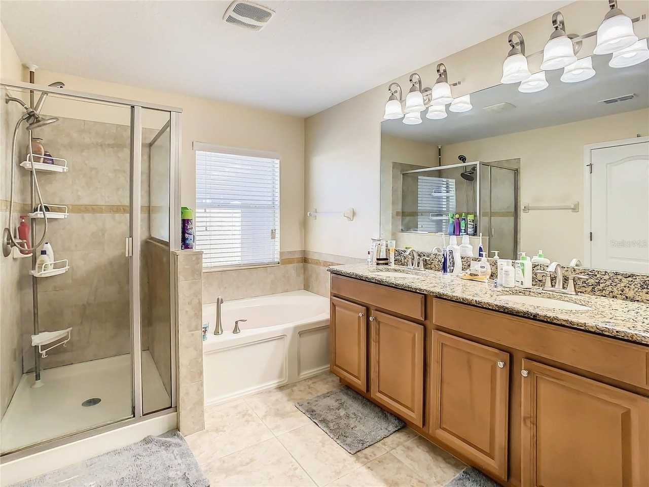 13401 Graham Yarden Dr - Photo 6 of 10