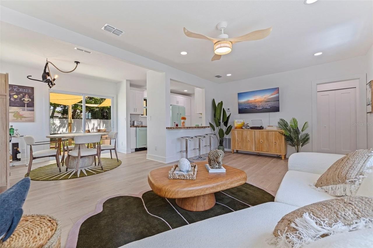 1579 Bayshore Blvd - Photo 3 of 41