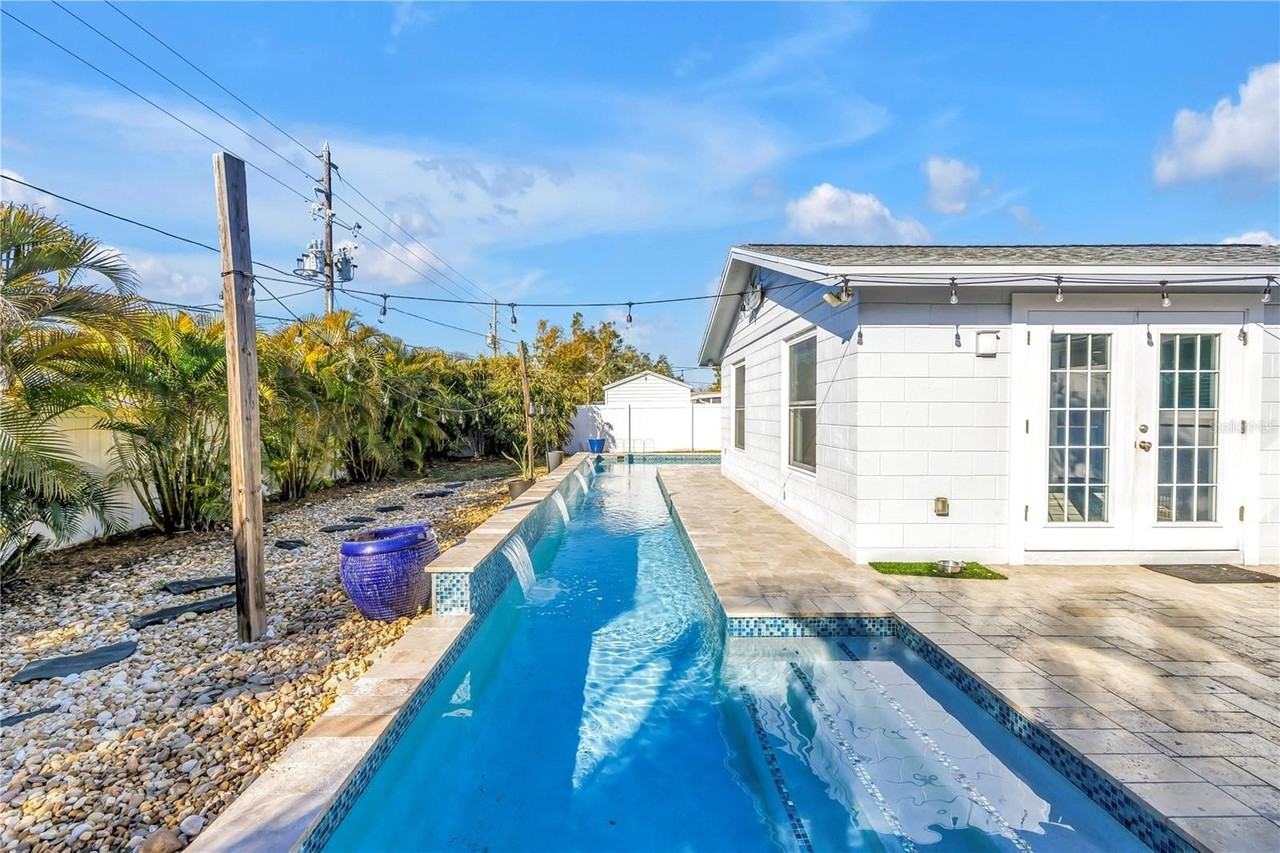 354 74th Ave Ne - Photo 5 of 50