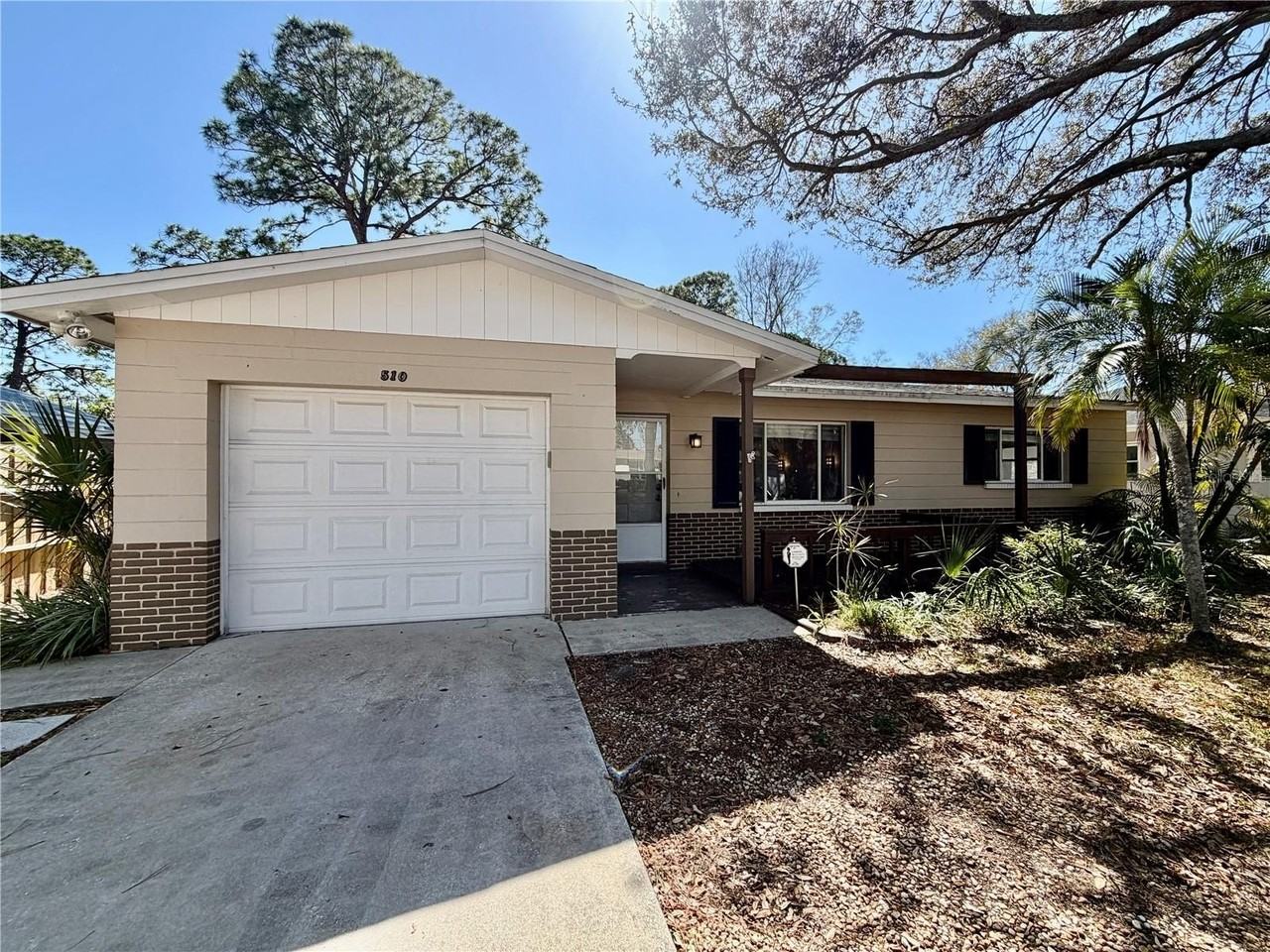 510 81st Ave N - Photo 3 of 31