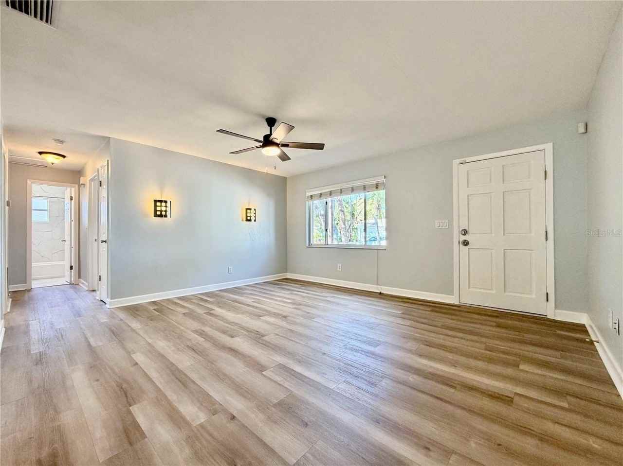 510 81st Ave N - Photo 7 of 31