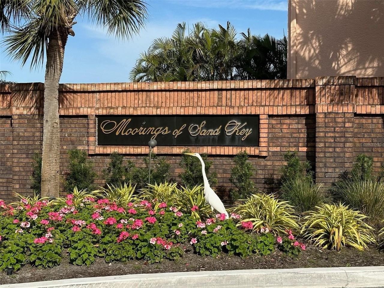 202 Sand Key Estates Dr - Photo 4 of 21