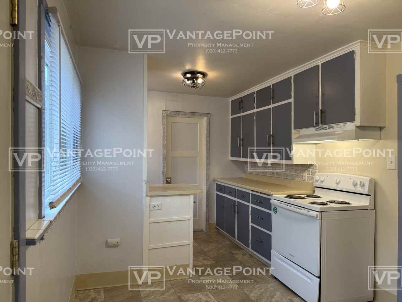 1336 S Norwood Ave #2 - Photo 4 of 16