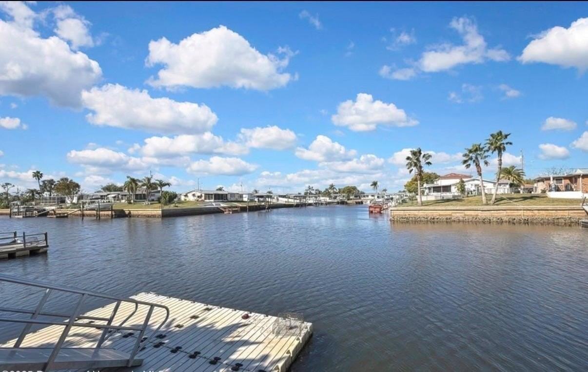 12527 1st Isle - Photo 3 of 30