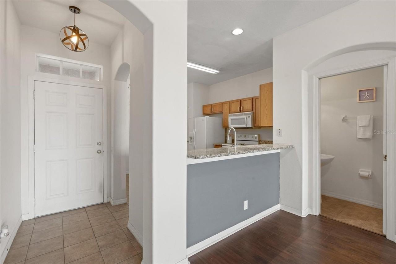 6016 54th St N - Photo 5 of 25