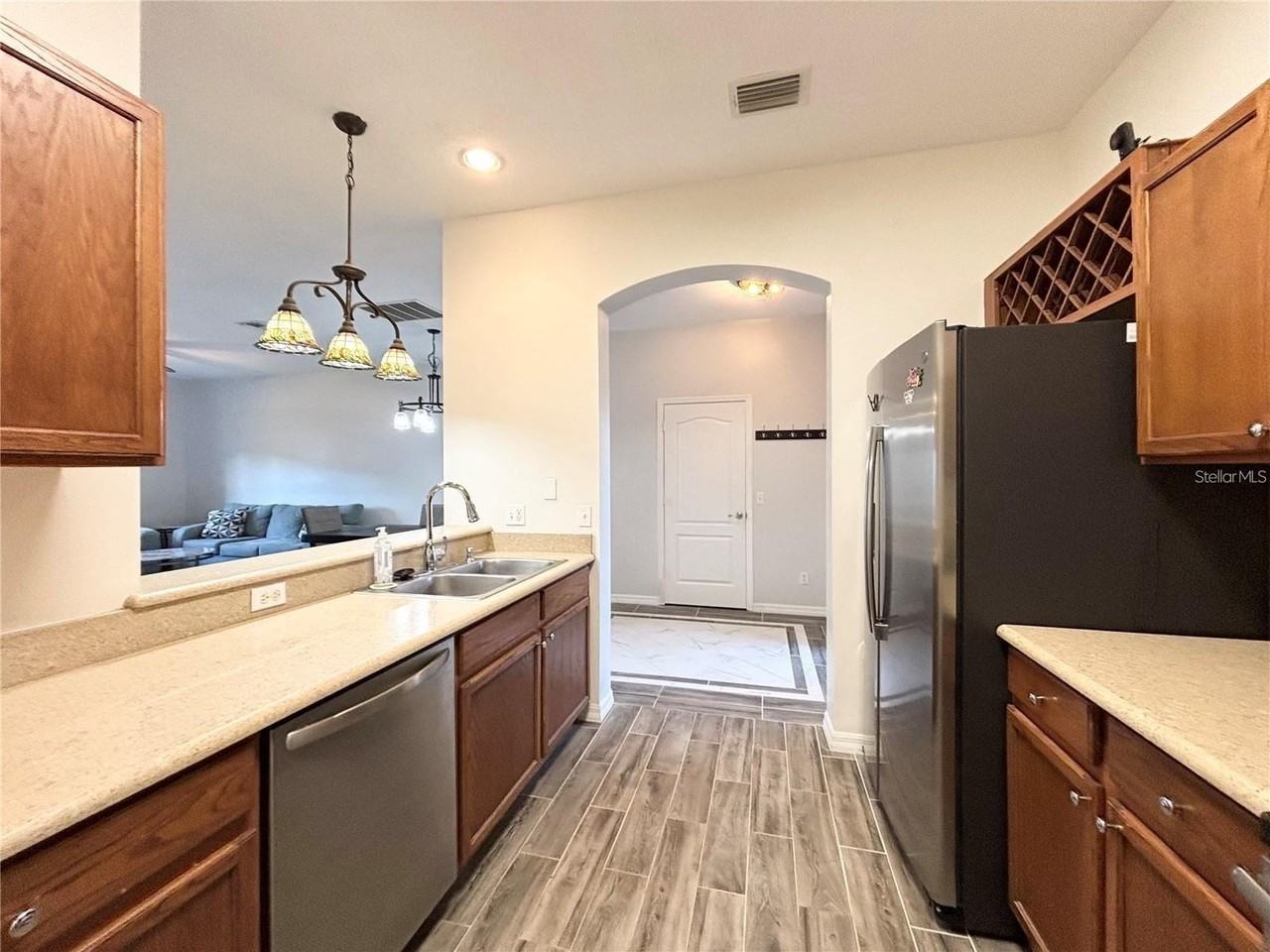 20326 Oak Key Ct - Photo 4 of 16