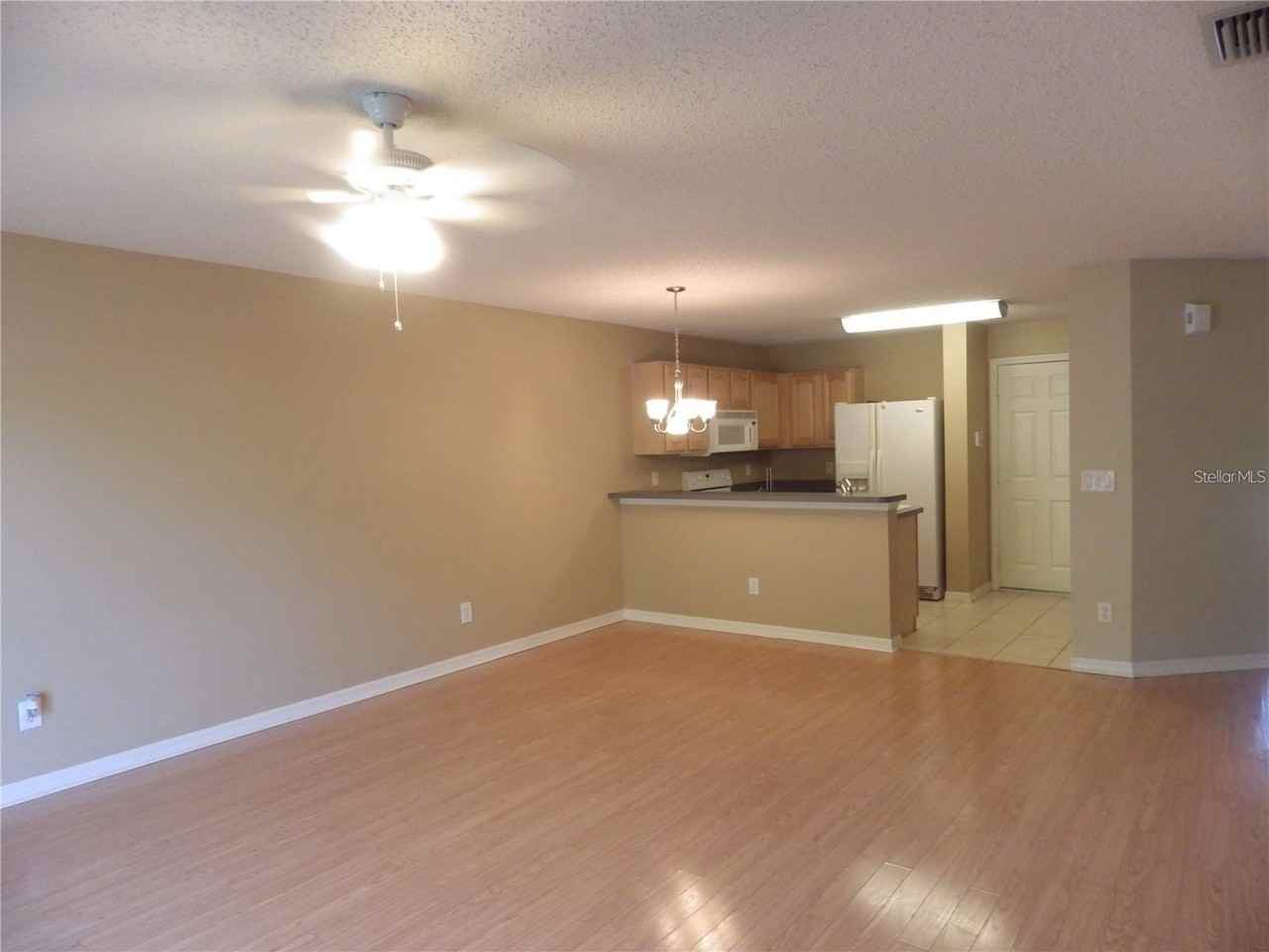 4216 Winding River Way - Photo 3 of 6