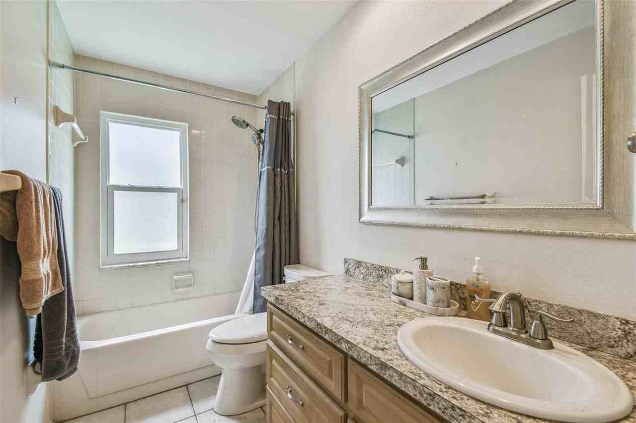 4923 Cypress Trace Dr - Photo 7 of 10