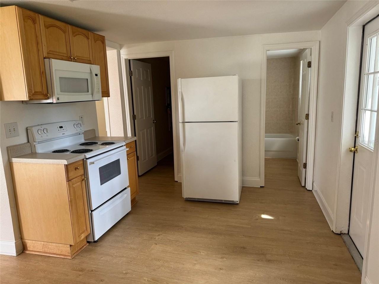 8151 61st St N - Photo 4 of 13