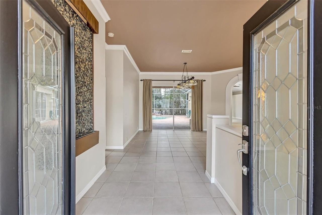 11802 Middlebury Dr - Photo 7 of 50