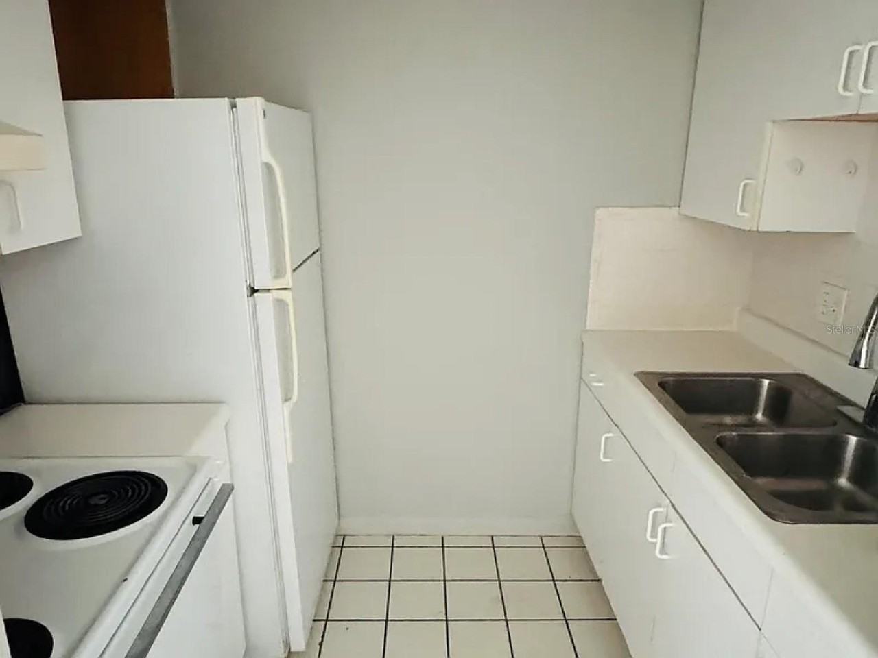 2353 Shelley St #11 - Photo 5 of 13