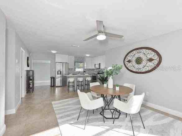 6206 S Adelia Ave - Photo 3 of 41