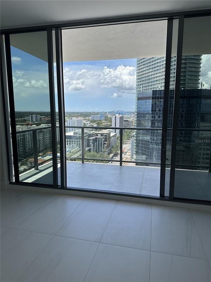 275 1st Ave S #2007 - Photo 6 of 41