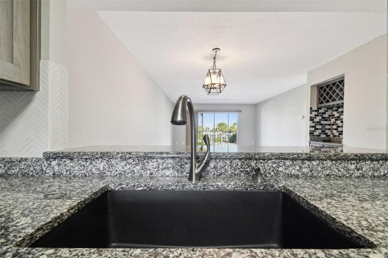 5557 Sea Forest Dr #214 - Photo 7 of 50