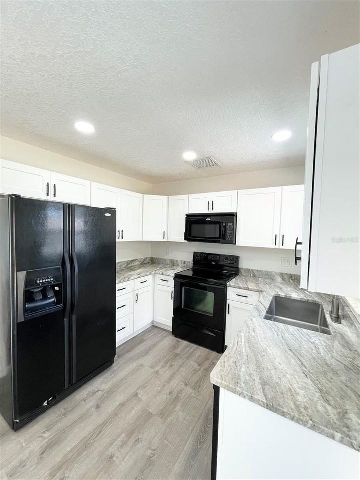 7911 Aden Loop - Photo 7 of 29