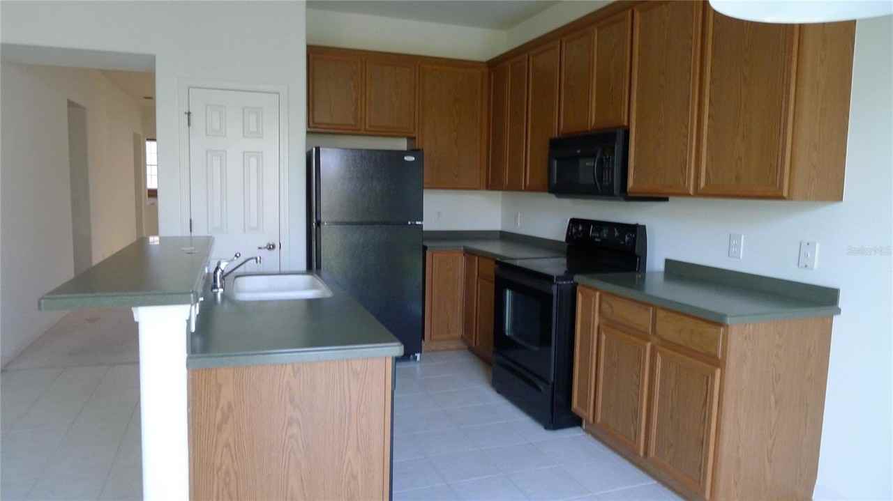 11164 Golden Silence Dr - Photo 5 of 16