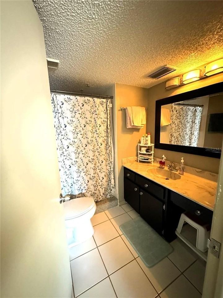 1753 Belleair Forest Dr #D7 - Photo 4 of 16