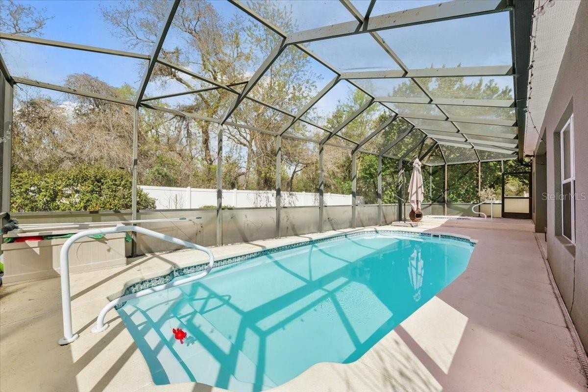 15604 Durango Cir - Photo 4 of 45