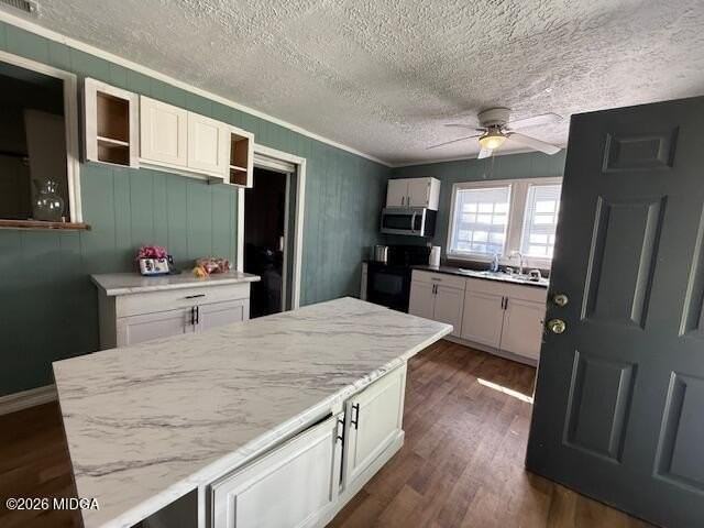 3207 Seminole Ave - Photo 3 of 8