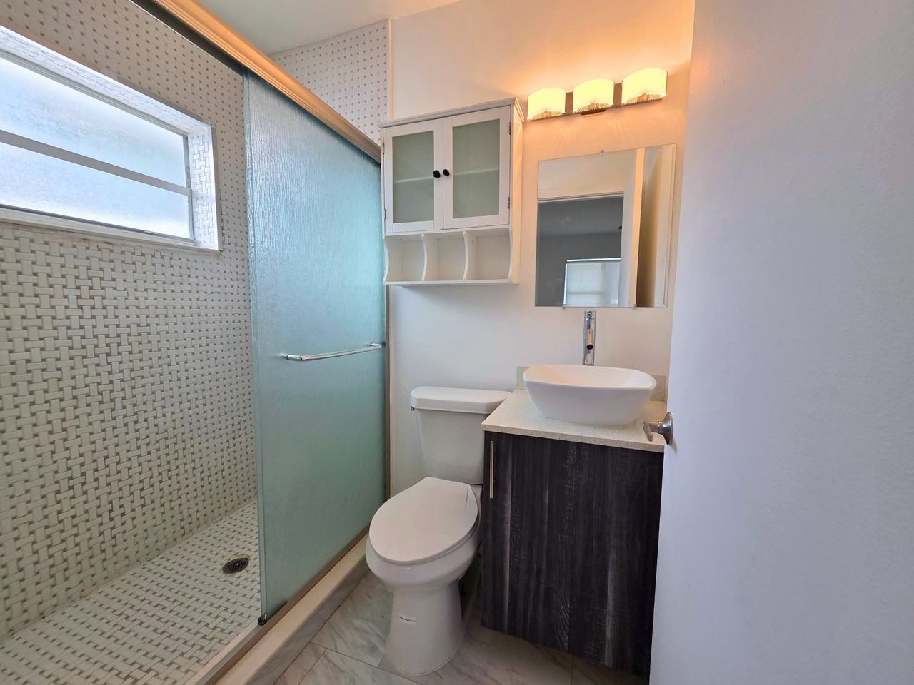 313 Hibiscus Ave #1 - Photo 4 of 12