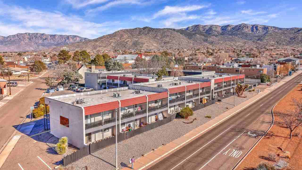 The Twelve 601 - Photo 2 of 27