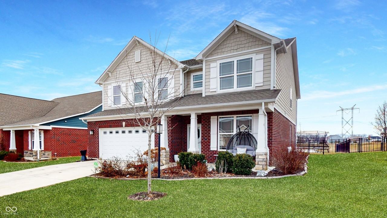 6323 Burgin Dr - Photo 2 of 33