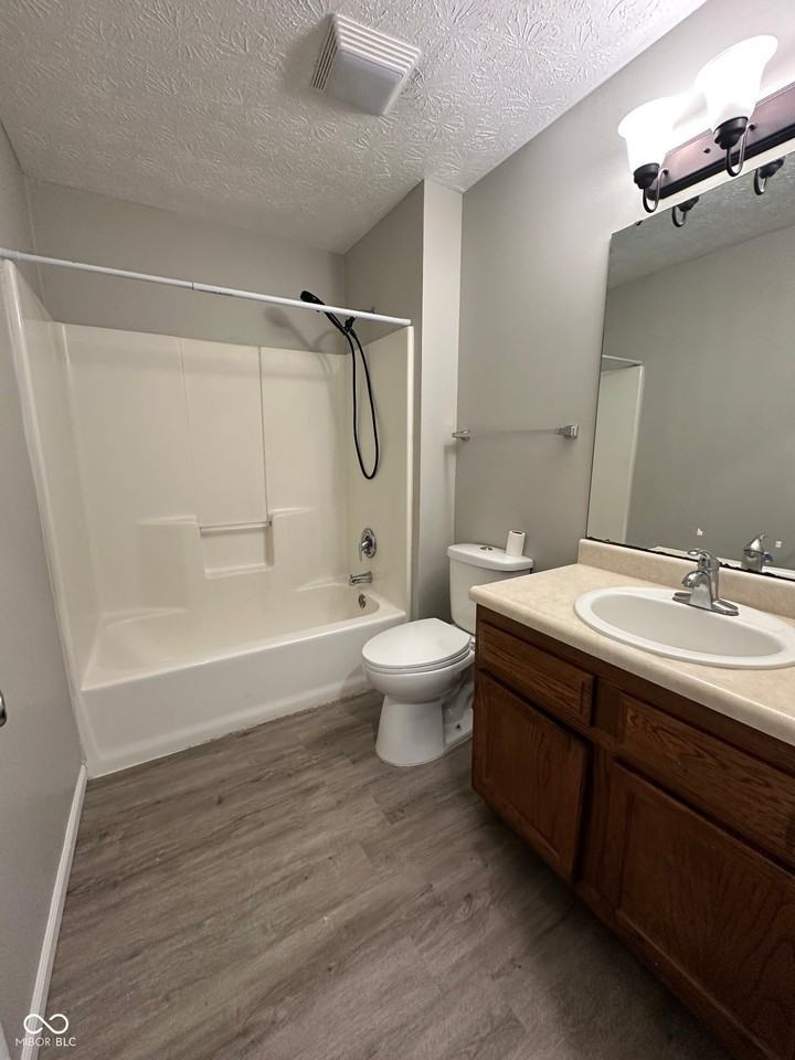 88 Keran Manor Ct #C - Photo 3 of 9