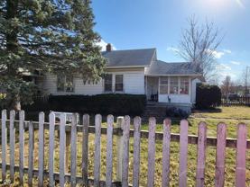 1329 N Gladstone Ave - Photo 1 of 1