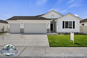 featured image of 12383 Genevieve St #1