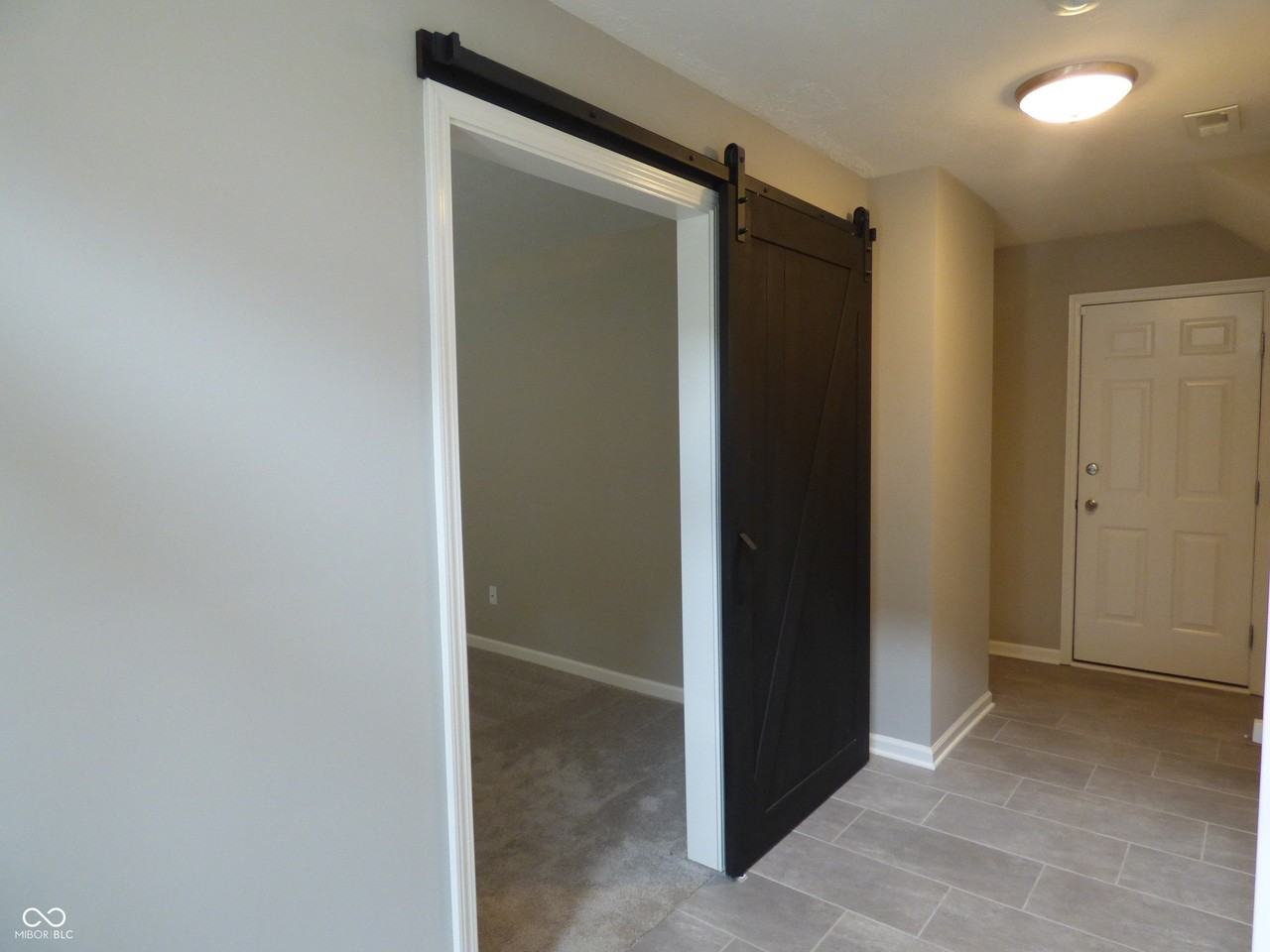 8213 Katrina Way - Photo 3 of 28